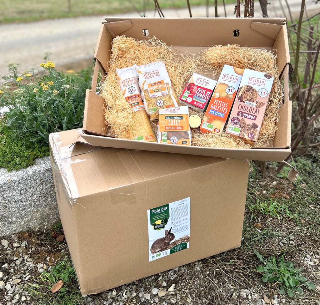 Offre : Carton 6kg foin + Le Petit Panier Bio